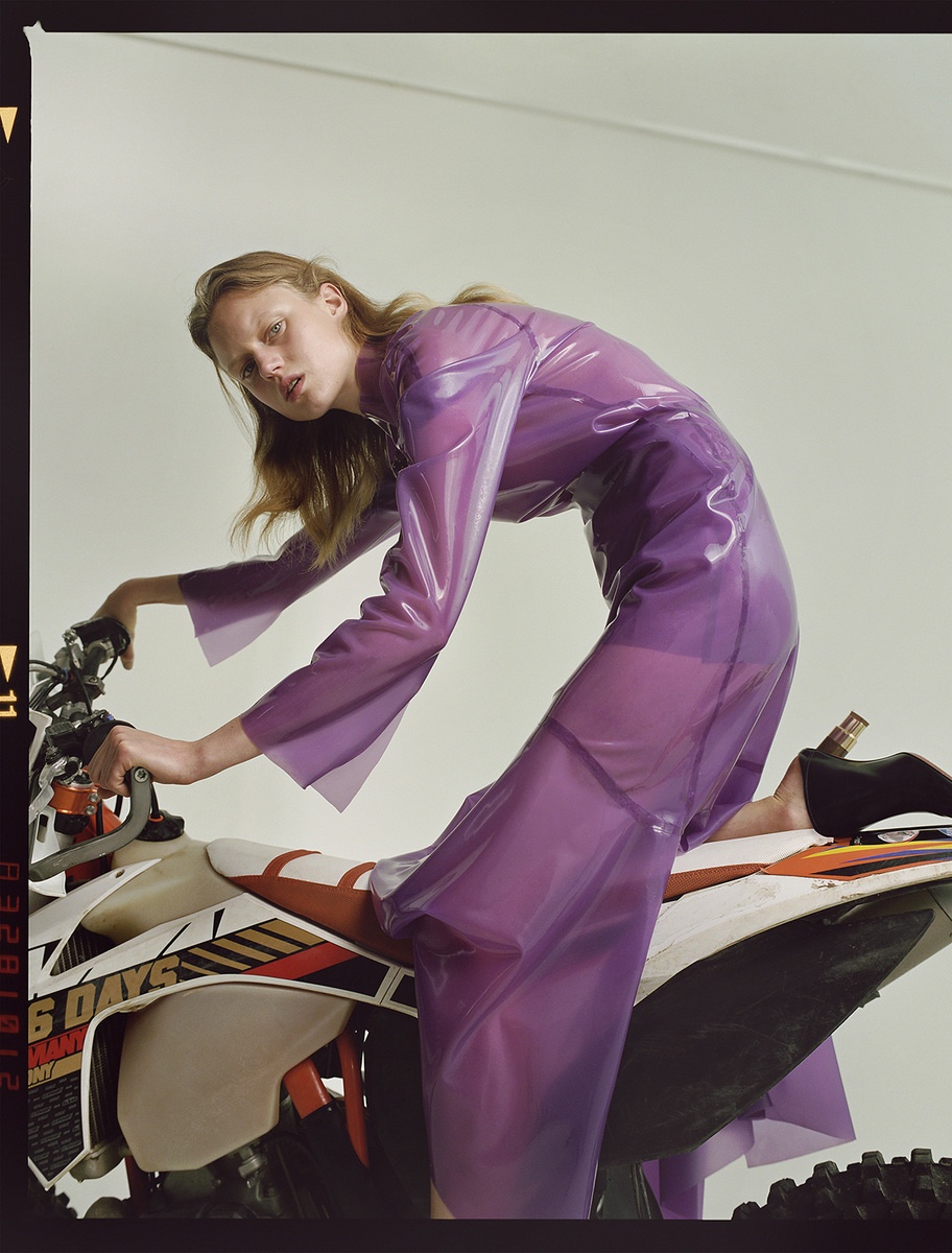 LUNDLUND : STYLEBY LUNDLUND : STYLEBY
