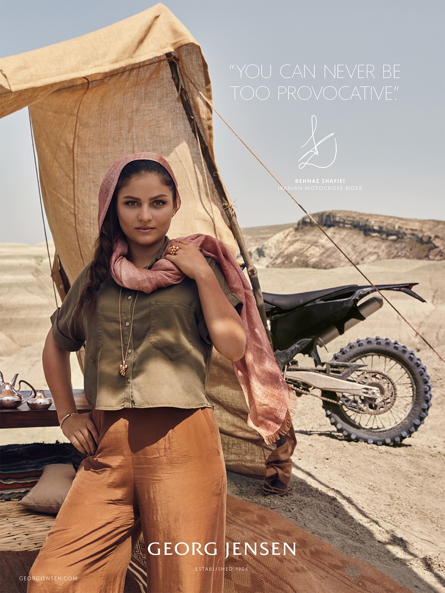 LUNDLUND : Behnaz Shafiei - Iranien motorcross biker LUNDLUND : Behnaz Shafiei - Iranien motorcross biker