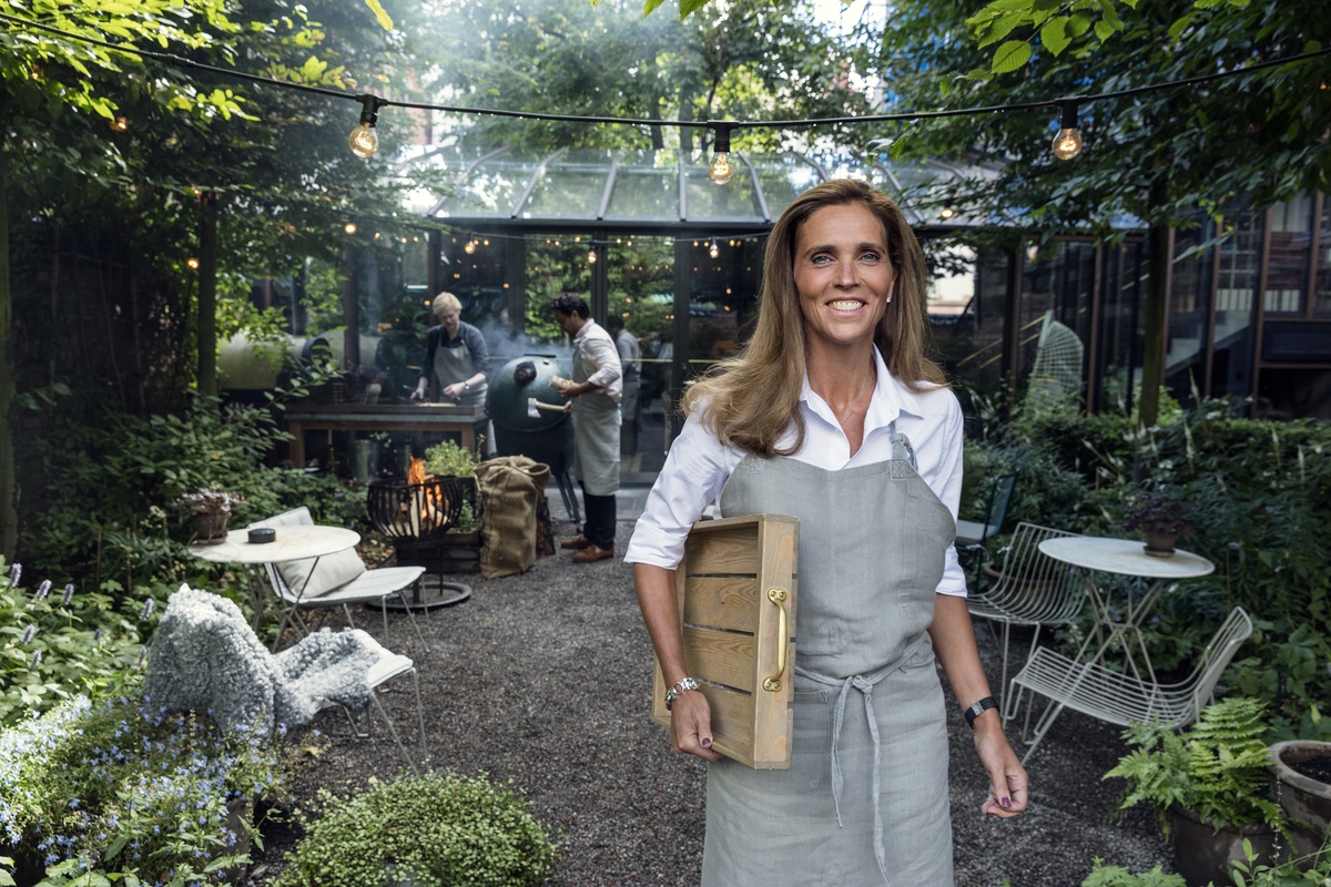 LUNDLUND : Jeanette Mix - Hotelier LUNDLUND : Jeanette Mix - Hotelier
