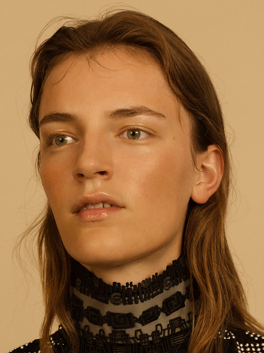 LUNDLUND : Tush Magazine LUNDLUND : Tush Magazine