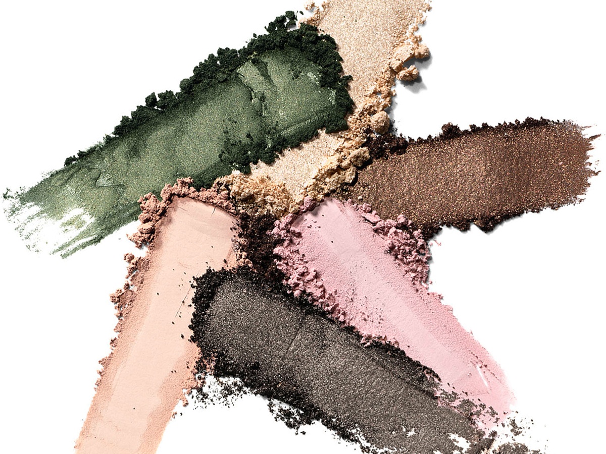 LUNDLUND : L.O.V Cosmetics LUNDLUND : L.O.V Cosmetics
