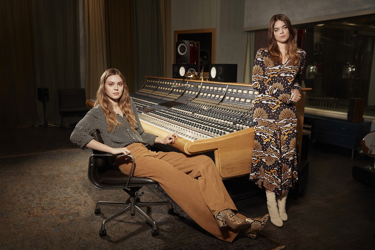 LUNDLUND : First Aid Kit LUNDLUND : First Aid Kit
