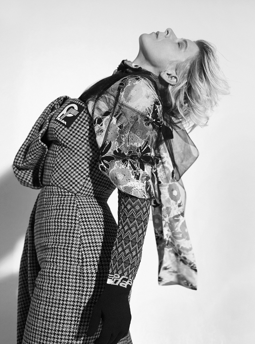 LUNDLUND : Ponystep - Robyn LUNDLUND : Ponystep - Robyn