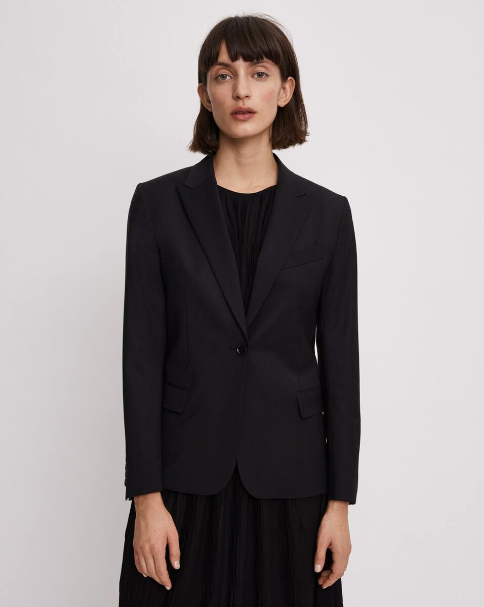 LUNDLUND : Filippa K LUNDLUND : Filippa K