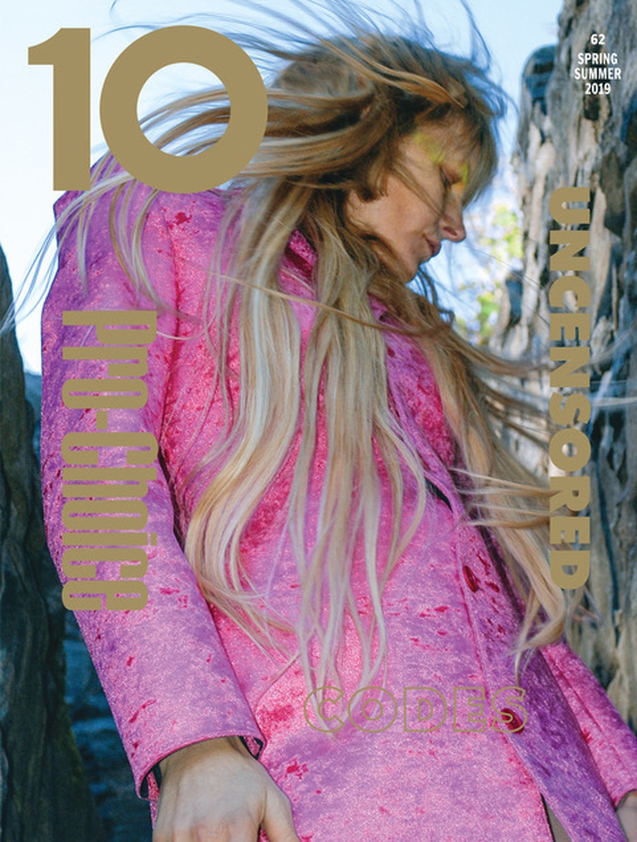 LUNDLUND : 10 Magazine SS19 - Issue 62 LUNDLUND : 10 Magazine SS19 - Issue 62