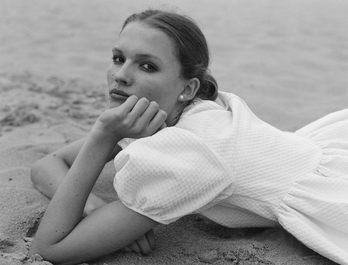 LUNDLUND : Sophie Bille Brahe X Cecilie Bahnsen LUNDLUND : Sophie Bille Brahe X Cecilie Bahnsen